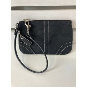 COACH CANVAS SMALL BLACK SIGNATURE PRINT WRISTLET, WALLET